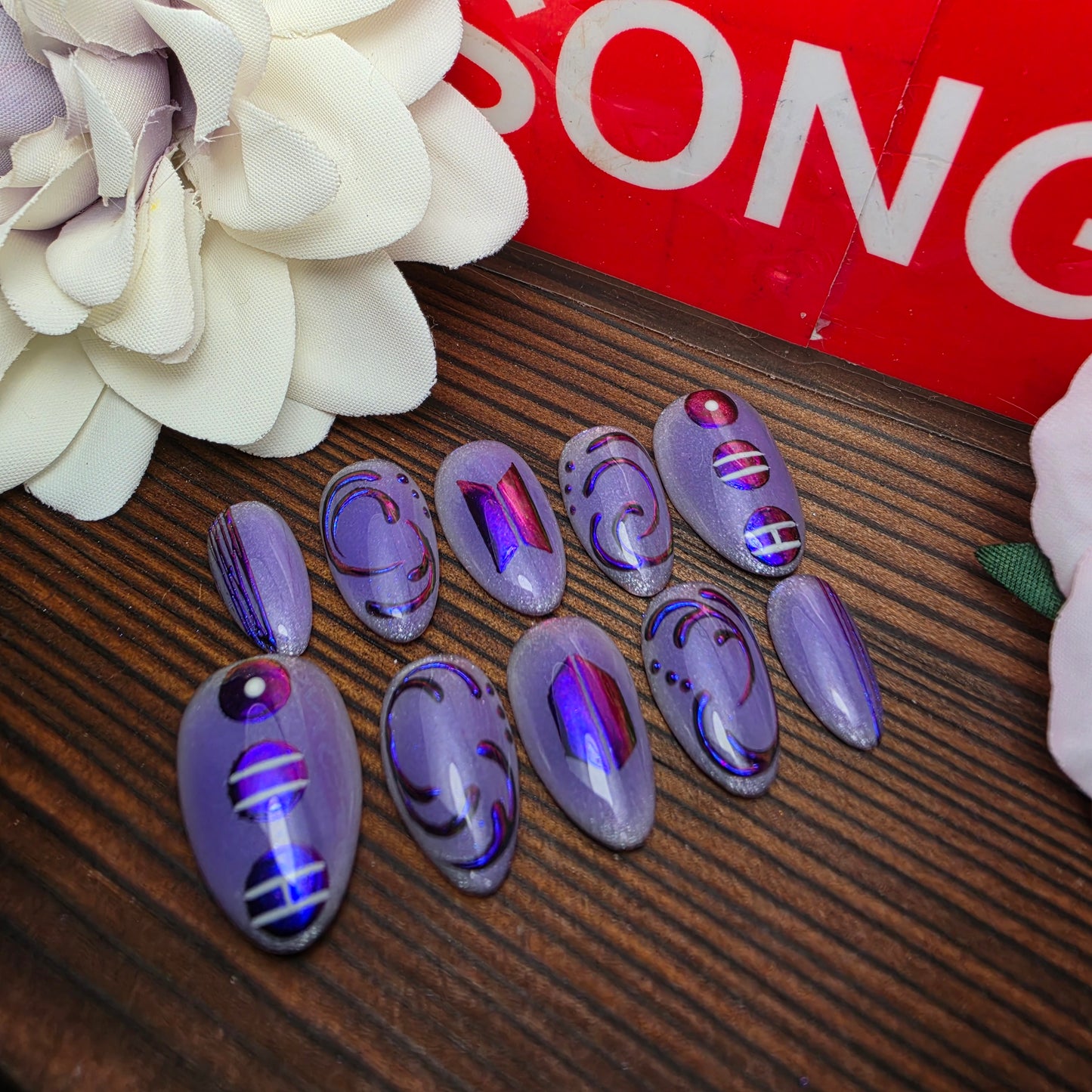 Arirang Press-On Nail Set